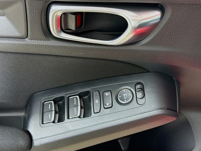 2026 Honda Civic Hatchback - Photo 17