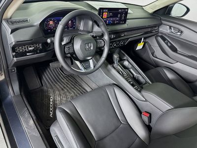 2026 Honda Accord Hybrid - Photo 7