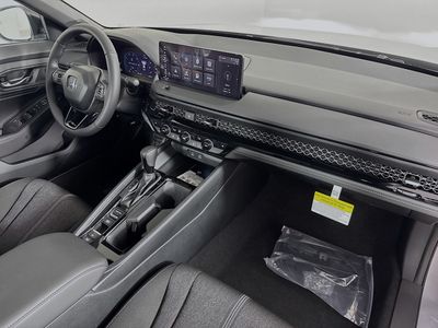 2026 Honda Accord Hybrid - Photo 32