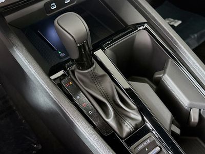 2026 Honda Accord Hybrid - Photo 14