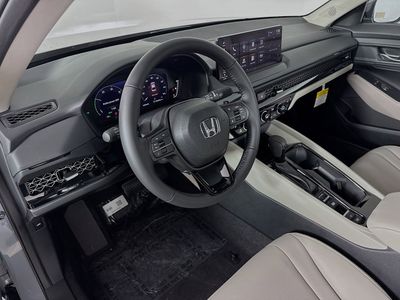 2026 Honda Accord Hybrid - Photo 7