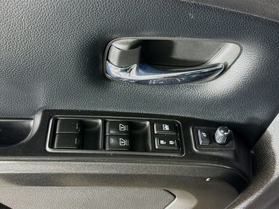 2020 Nissan Titan - Photo 18