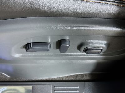 2020 Nissan Titan - Photo 21