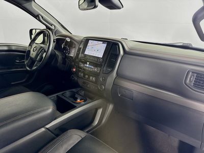 2020 Nissan Titan - Photo 34