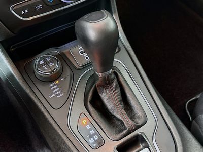 2019 Jeep Cherokee - Photo 17