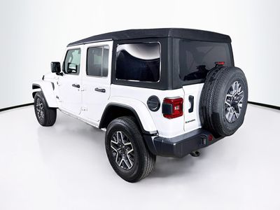 2025 Jeep Wrangler - Photo 26
