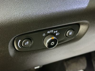 2020 Chevrolet Traverse - Photo 8