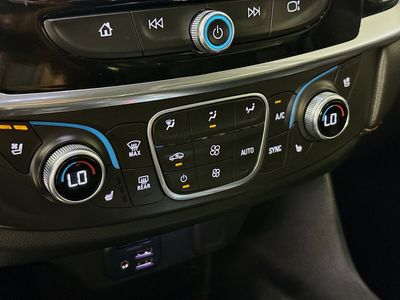 2020 Chevrolet Traverse - Photo 16