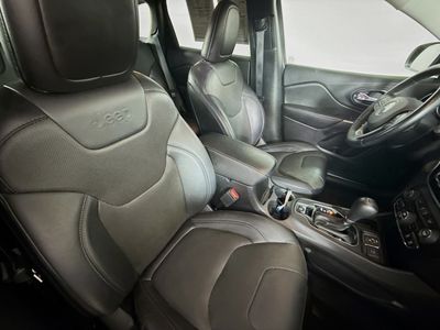 2020 Jeep Cherokee - Photo 33