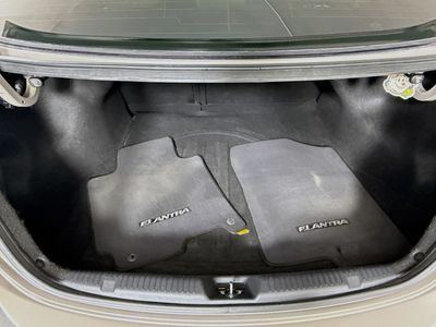 2015 Hyundai Elantra - Photo 27