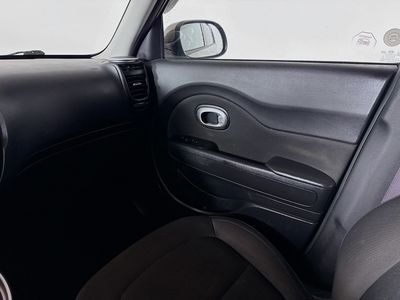 2016 Kia Soul - Photo 22