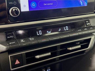 2025 Toyota Camry - Photo 16
