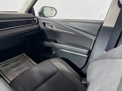 2025 Toyota Camry - Photo 24