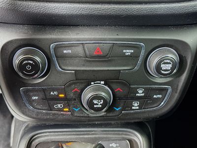 2019 Jeep Compass - Photo 14