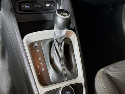2022 Hyundai Venue - Photo 16