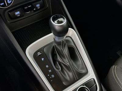 2024 Hyundai Venue - Photo 16