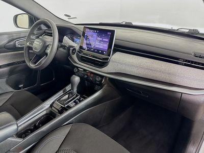 2023 Jeep Compass - Photo 31