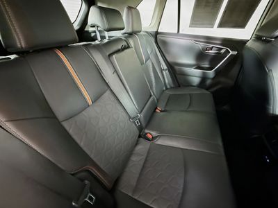 2024 Toyota RAV4 - Photo 30