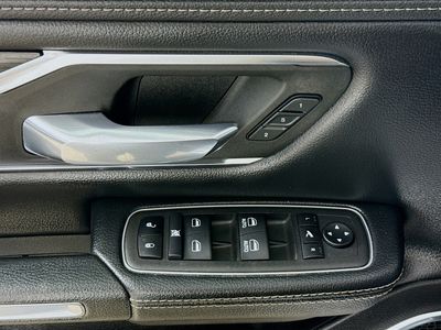 2024 Dodge Ram 1500 — photo 18 view