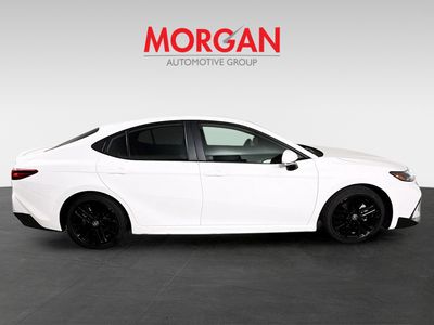 2025 Toyota Camry - Photo 2