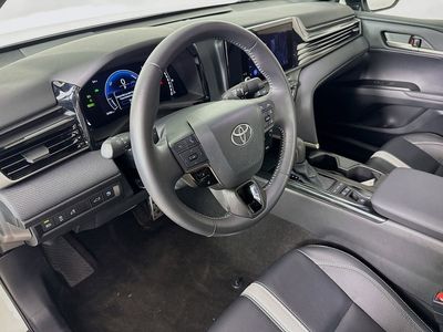 2025 Toyota Camry - Photo 7