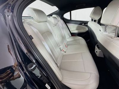 2025 Genesis G70 - Photo 31