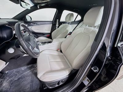 2025 Genesis G70 - Photo 23
