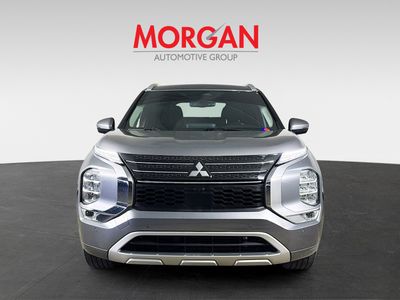 2022 Mitsubishi Outlander - Photo 3
