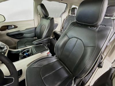 2023 Chrysler Pacifica - Photo 23