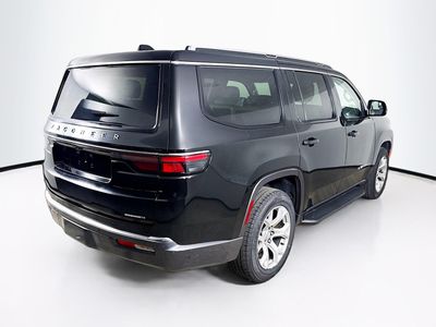 2022 Jeep Wagoneer - Photo 30