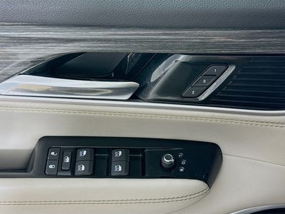 2022 Jeep Wagoneer - Photo 18