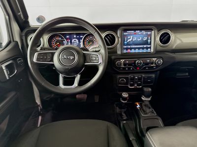 2023 Jeep Gladiator - Photo 22