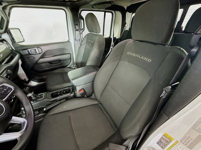 2023 Jeep Gladiator - Photo 21