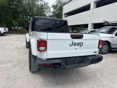 2023 Jeep Gladiator - Photo 38