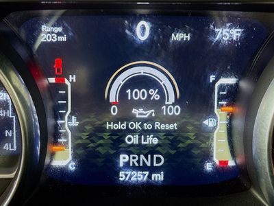 2023 Jeep Gladiator - Photo 11