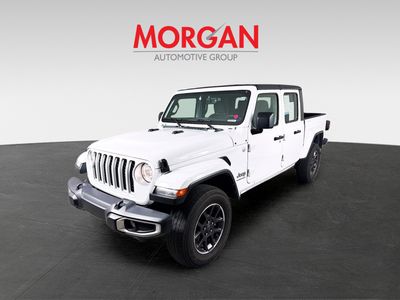 2023 Jeep Gladiator - Photo 4