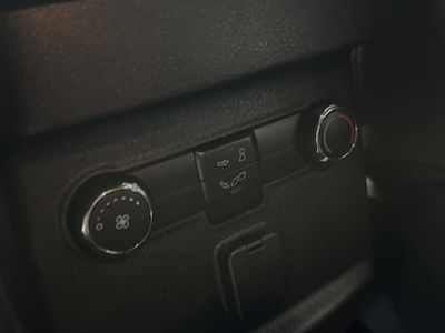 2018 Ford Explorer - Photo 25
