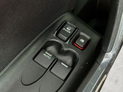2012 Honda CR-Z — photo 16 view