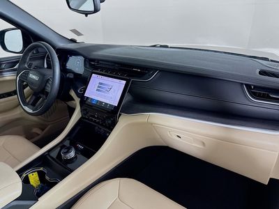2024 Jeep Grand Cherokee - Photo 34