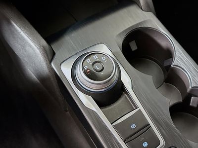 2022 Ford Escape - Photo 16