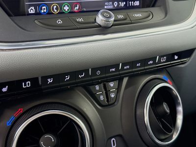 2022 Chevrolet Blazer - Photo 14