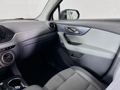 2022 Chevrolet Blazer - Photo 24