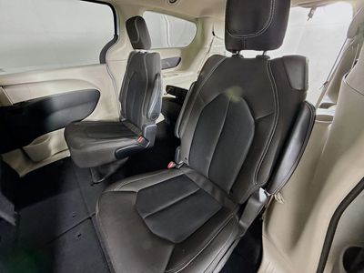 2023 Chrysler Voyager - Photo 25