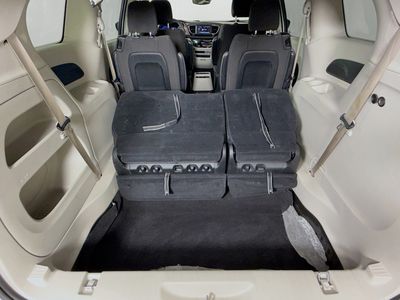 2023 Chrysler Voyager - Photo 30