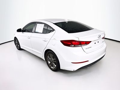 2018 Hyundai Elantra - Photo 25