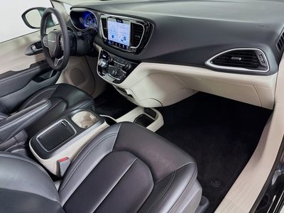 2023 Chrysler Pacifica - Photo 33
