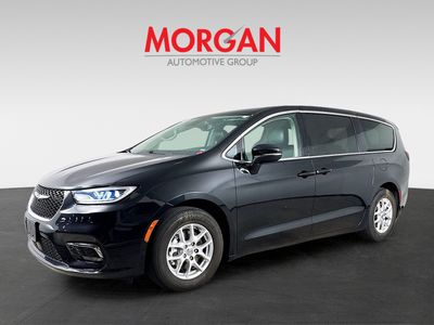 2023 Chrysler Pacifica - Photo 4