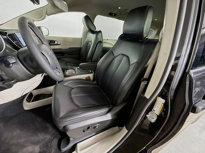 2023 Chrysler Pacifica - Photo 21