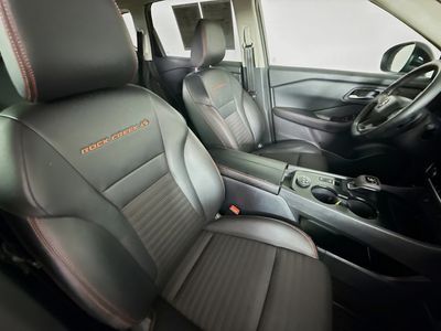 2025 Nissan Rogue - Photo 31