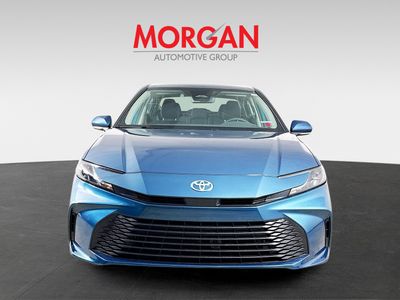 2025 Toyota Camry - Photo 3